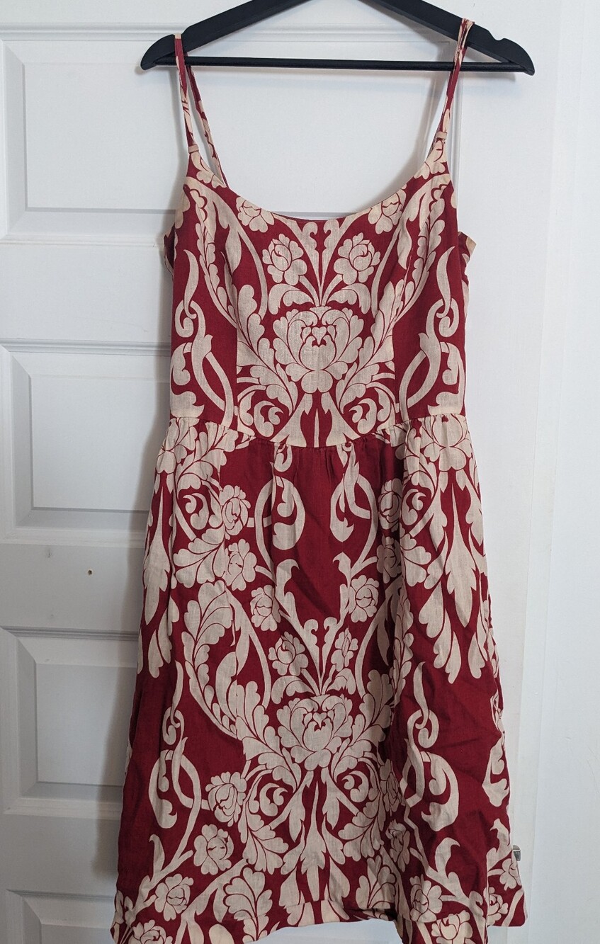 Women’s Red and Cream Floral Print Spaghetti Strap Top